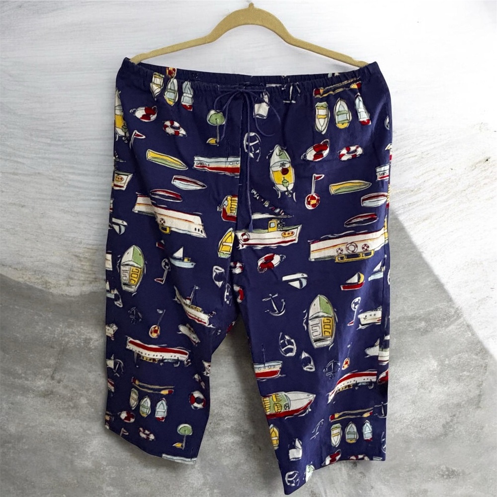 Women's SPORTELLE Capri Pants Blue with Boats Size MEDIUM Cotton & Spandex